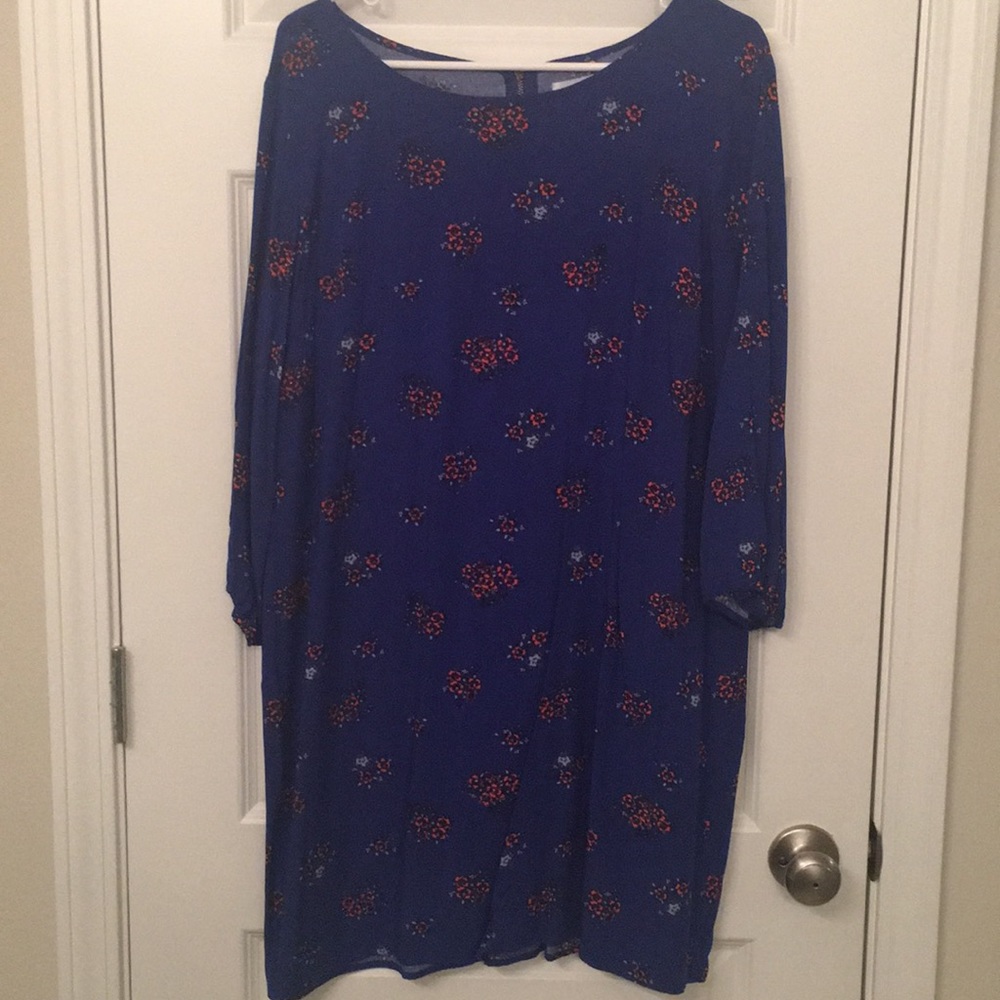 NWOT Floral Swing Dress